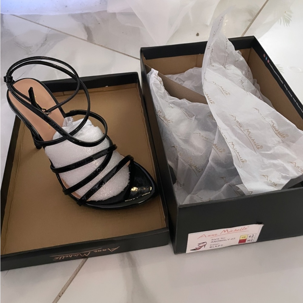 Anne Michelle black heels in size 6.5